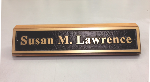 2400 × 2400 In Bronze Desk Nameplate Label