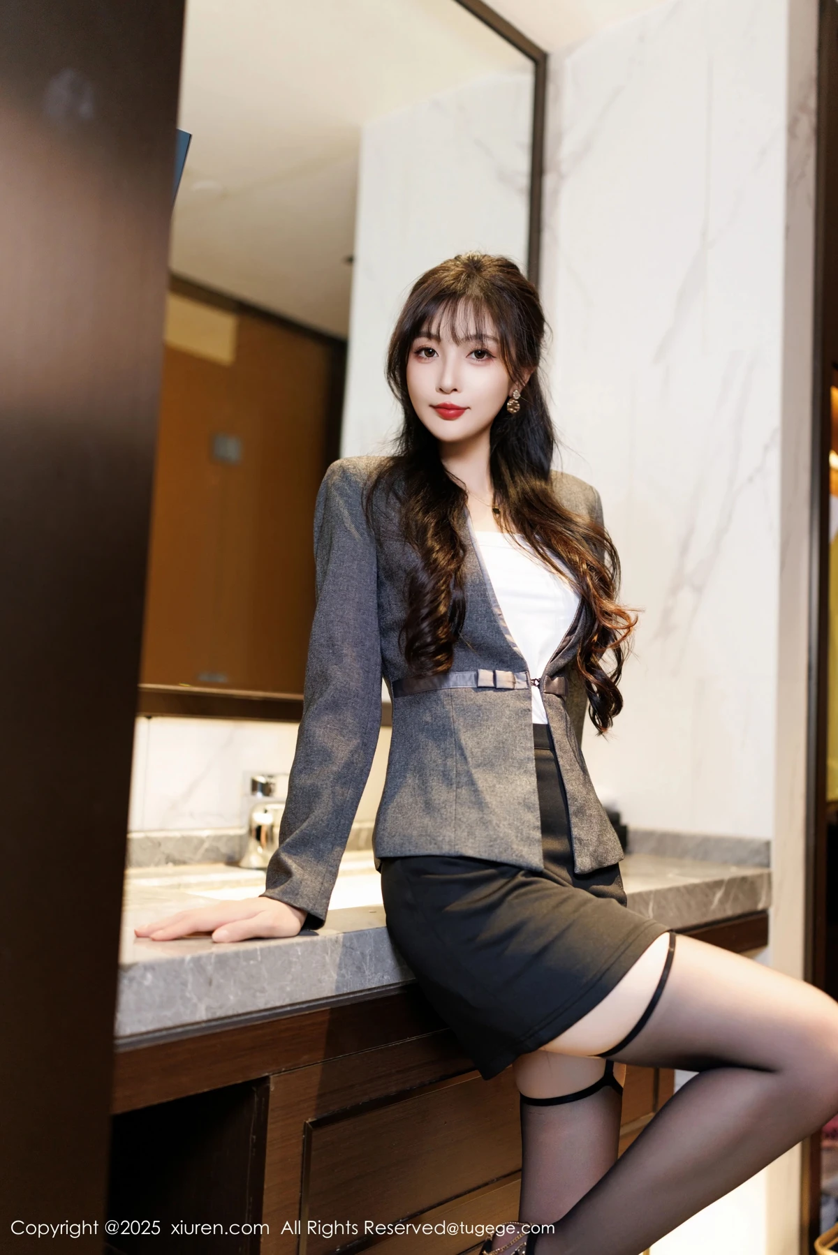 [秀人网] 2025.03.03 No.9957 樱桃小阑子、秀人旗下#[85P]-002