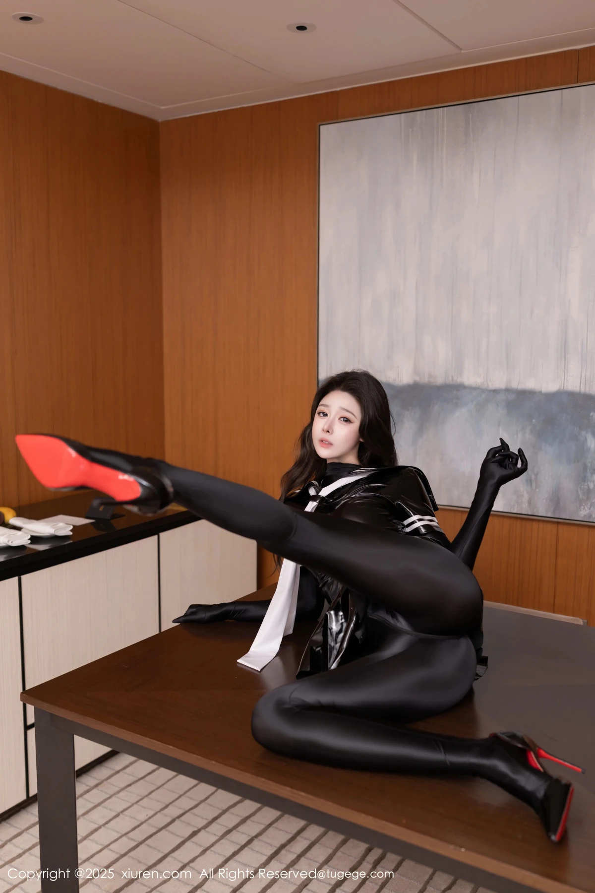 [秀人网] 2025.03.28 No.10087 小逗逗、秀人旗下#[82P]-025