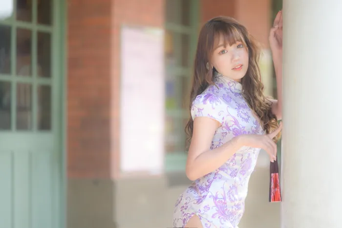 [街拍丝足] NO.040 Listening 旗袍絲襪高跟美腿外拍 #街拍丝足、美足#[87P]-011