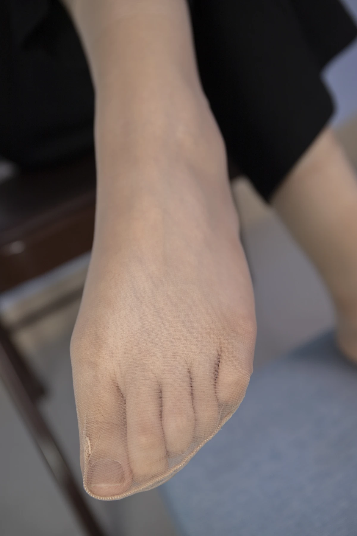[南国足艺] NO.012 琪琪性感肉丝诱惑，脚趾在丝袜的包裹下扭动#南国足艺#[108P]-099