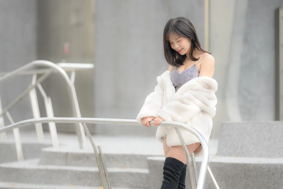 [街拍丝足] NO.215 YoYo 牛仔短裤长靴 #街拍丝足、美足#[109P]-066