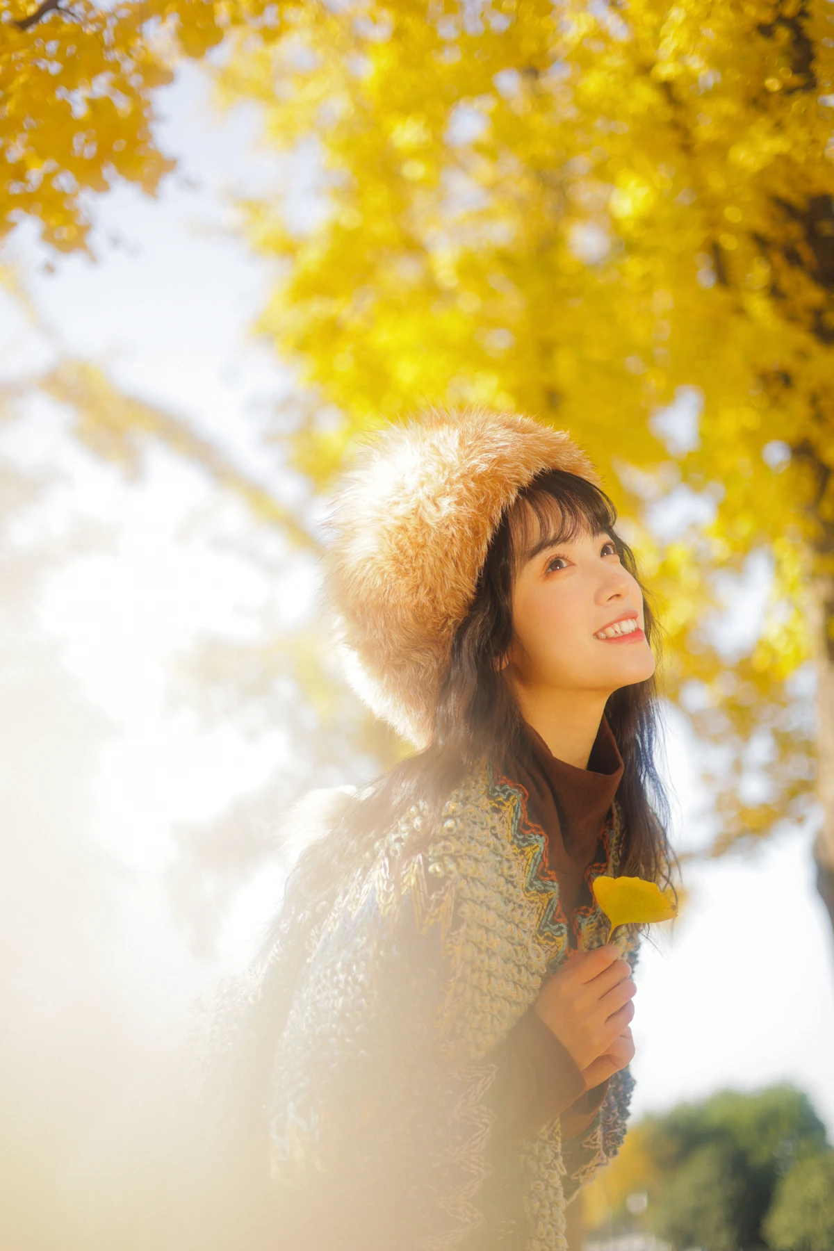 [艺图语]2023.01.12 Vol.2901 银杏不负秋#一只阿梦崽#[44P]-003