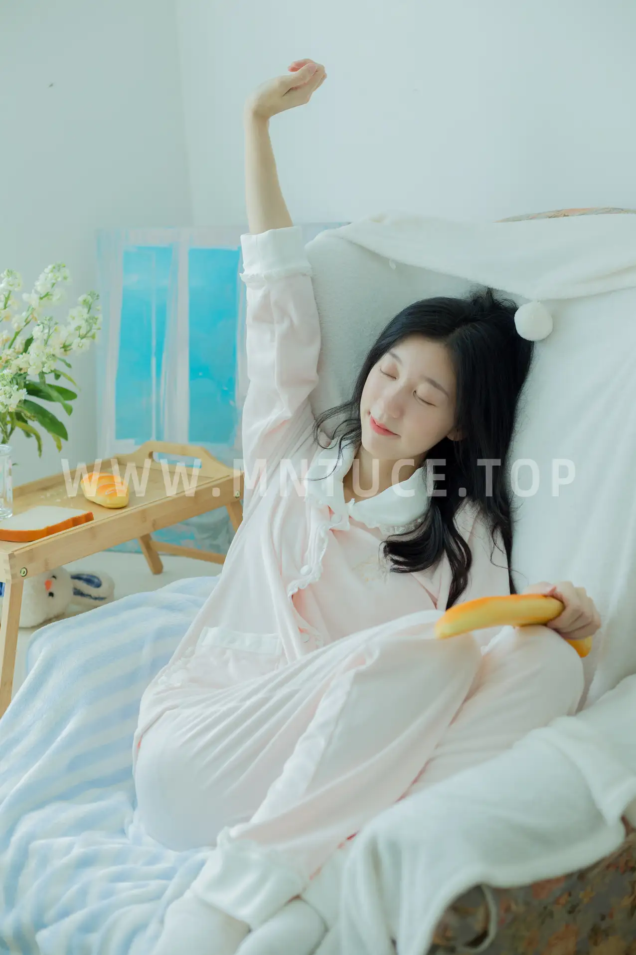 [艺图语] 2022.11.11 Vol.2051-028