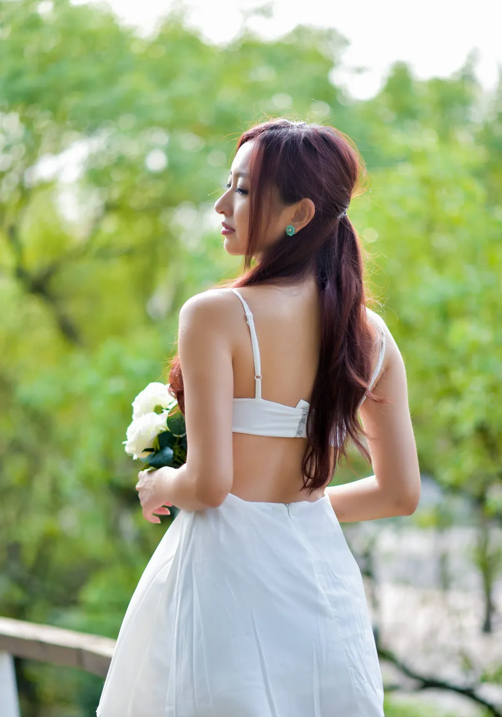 [街拍丝足] NO.175 名婷 露背吊带连衣短裙丝袜凉高美腿 #街拍丝足、美足#[67P]-023