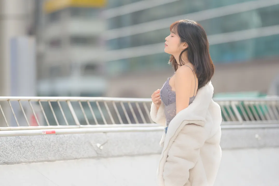 [街拍丝足] NO.215 YoYo 牛仔短裤长靴 #街拍丝足、美足#[109P]-011