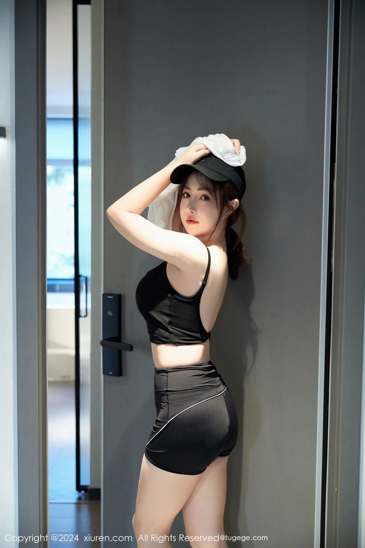 [秀人网] 2024.12.04 No.9549 养乐多Doll、秀人旗下#[51P]-042