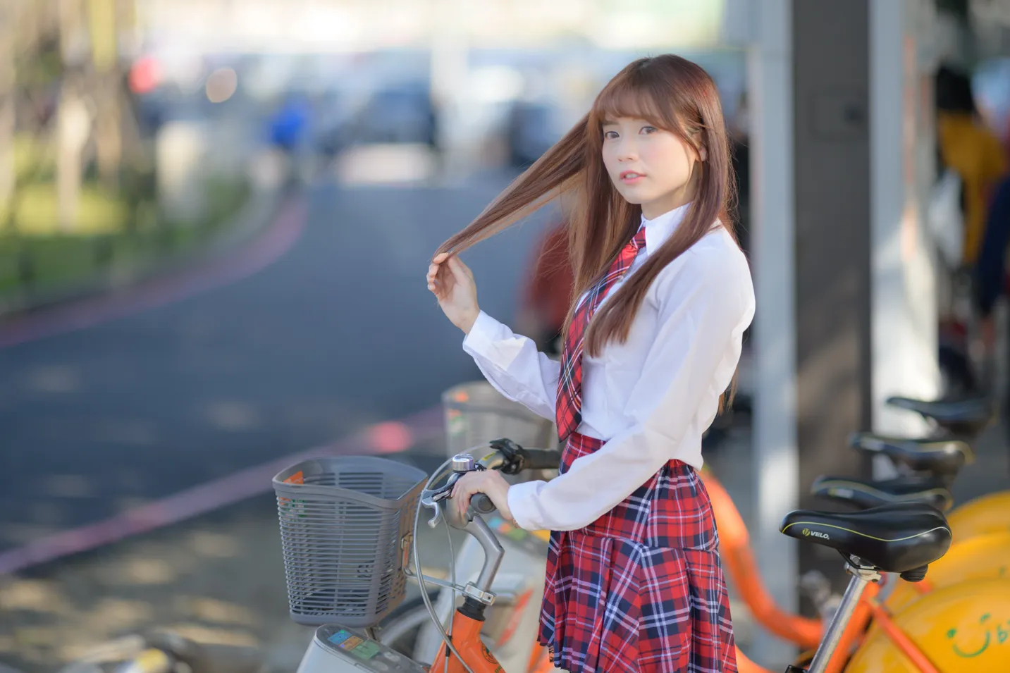 [街拍丝足] NO.233 学生制服高跟 #街拍丝足、美足#[157P]-017