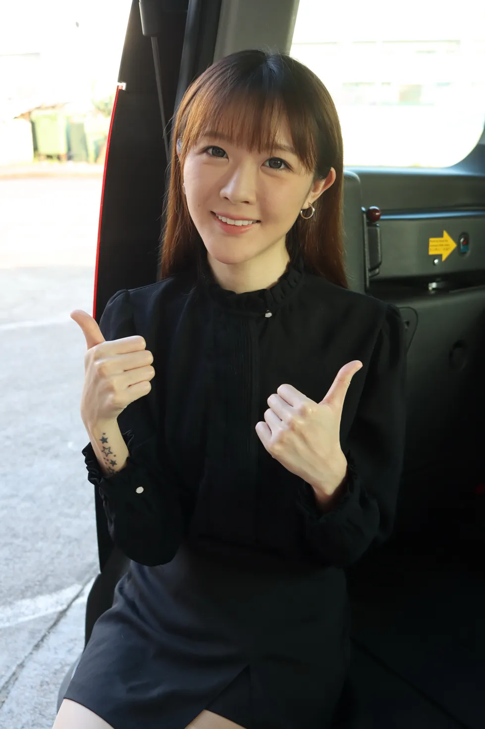 [街拍丝足] NO.161 Kiki 短裙丝袜美腿 #街拍丝足、美足#[95P]-037