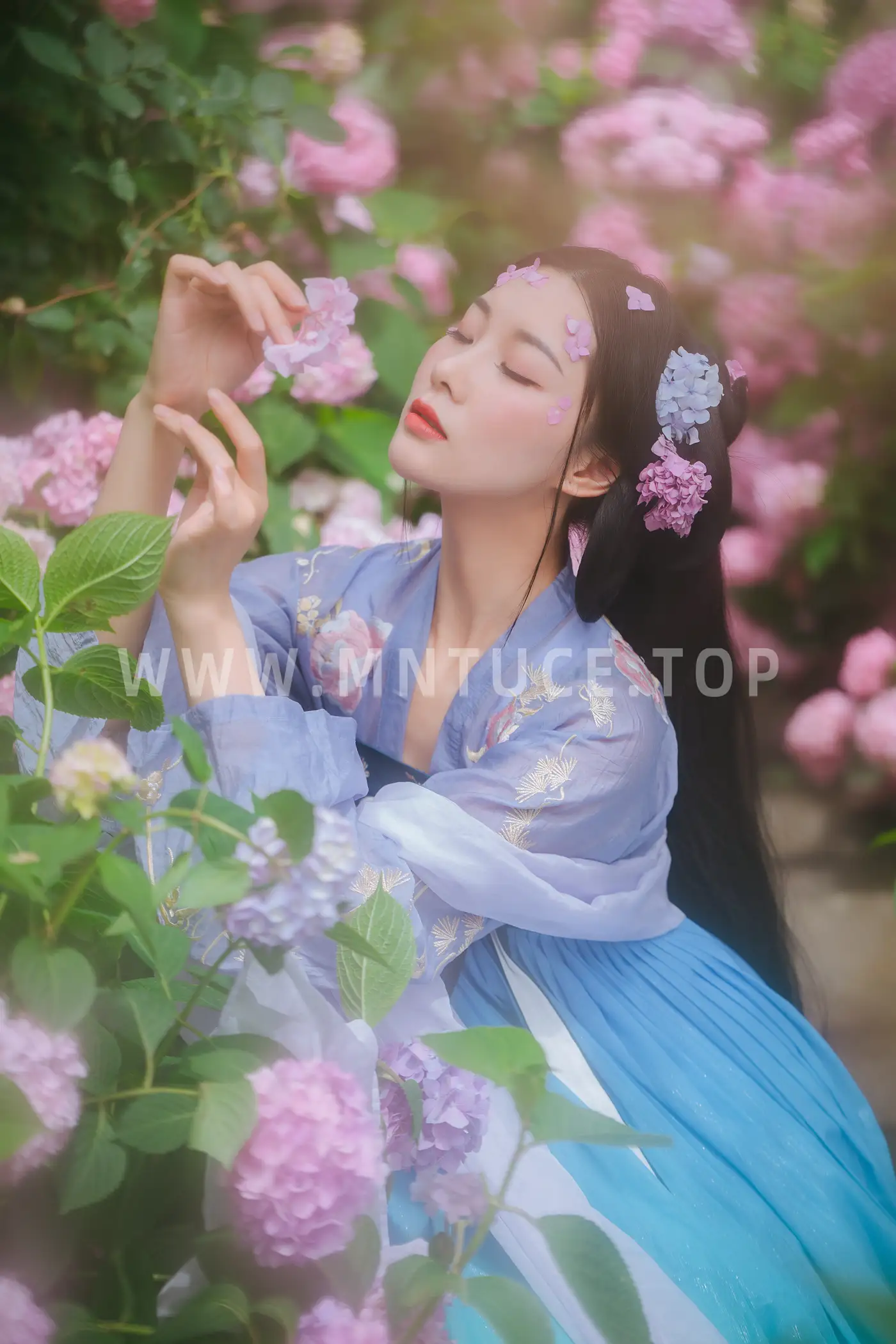 [艺图语] 2022.05.27 Vol.1007-014