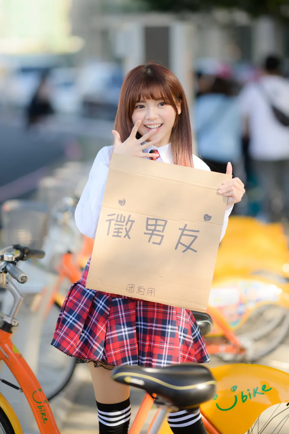 [街拍丝足] NO.233 学生制服高跟 #街拍丝足、美足#[157P]-042