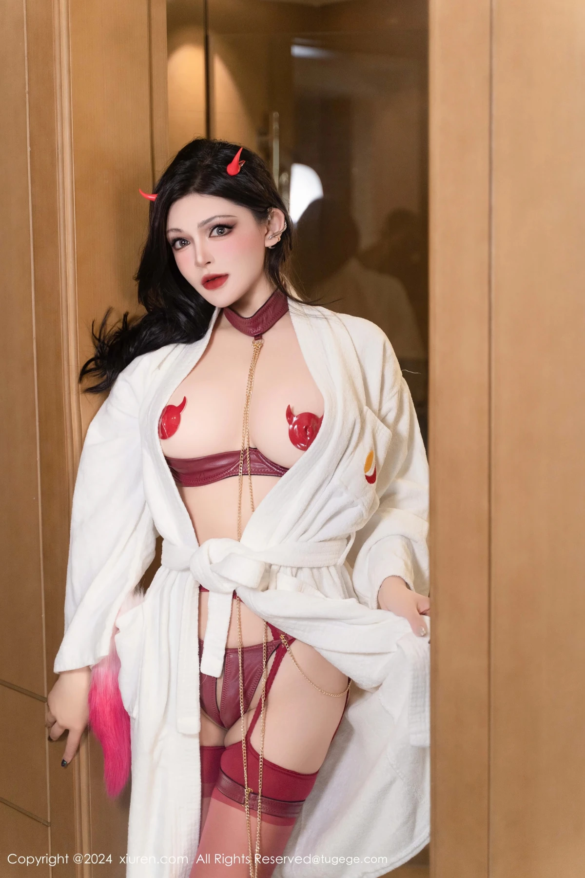 [秀人网] 2024.10.28 No.9352 伊丽莎有点白、秀人旗下#[93P]-089