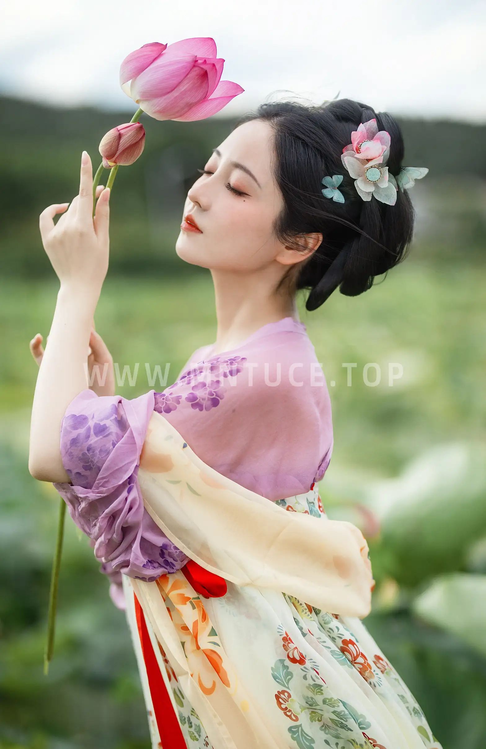 [艺图语] 2022.08.31 Vol.1832-018