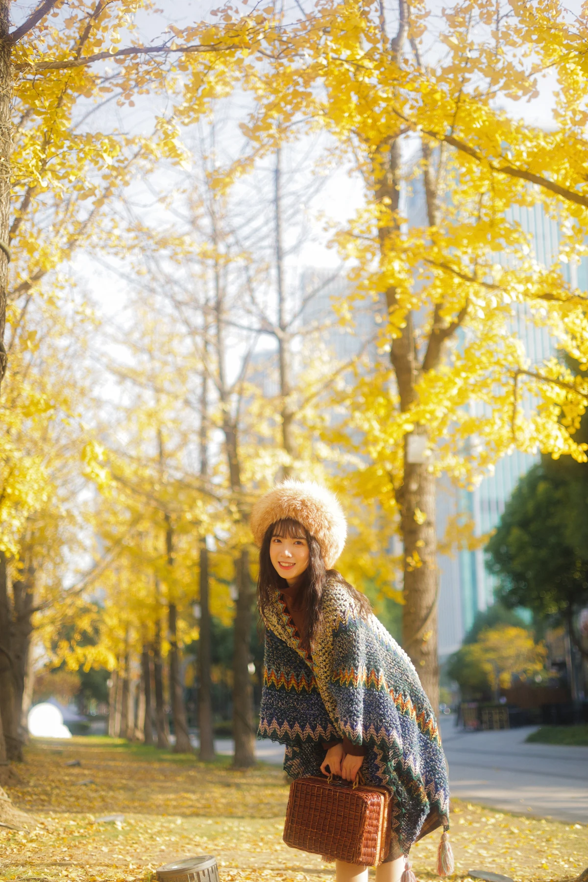 [艺图语]2023.01.12 Vol.2901 银杏不负秋#一只阿梦崽#[44P]-032