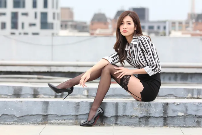 [街拍丝足] NO.025 长腿美模 张筱 性感黑丝外拍 #街拍丝足、美足#[93P]-016