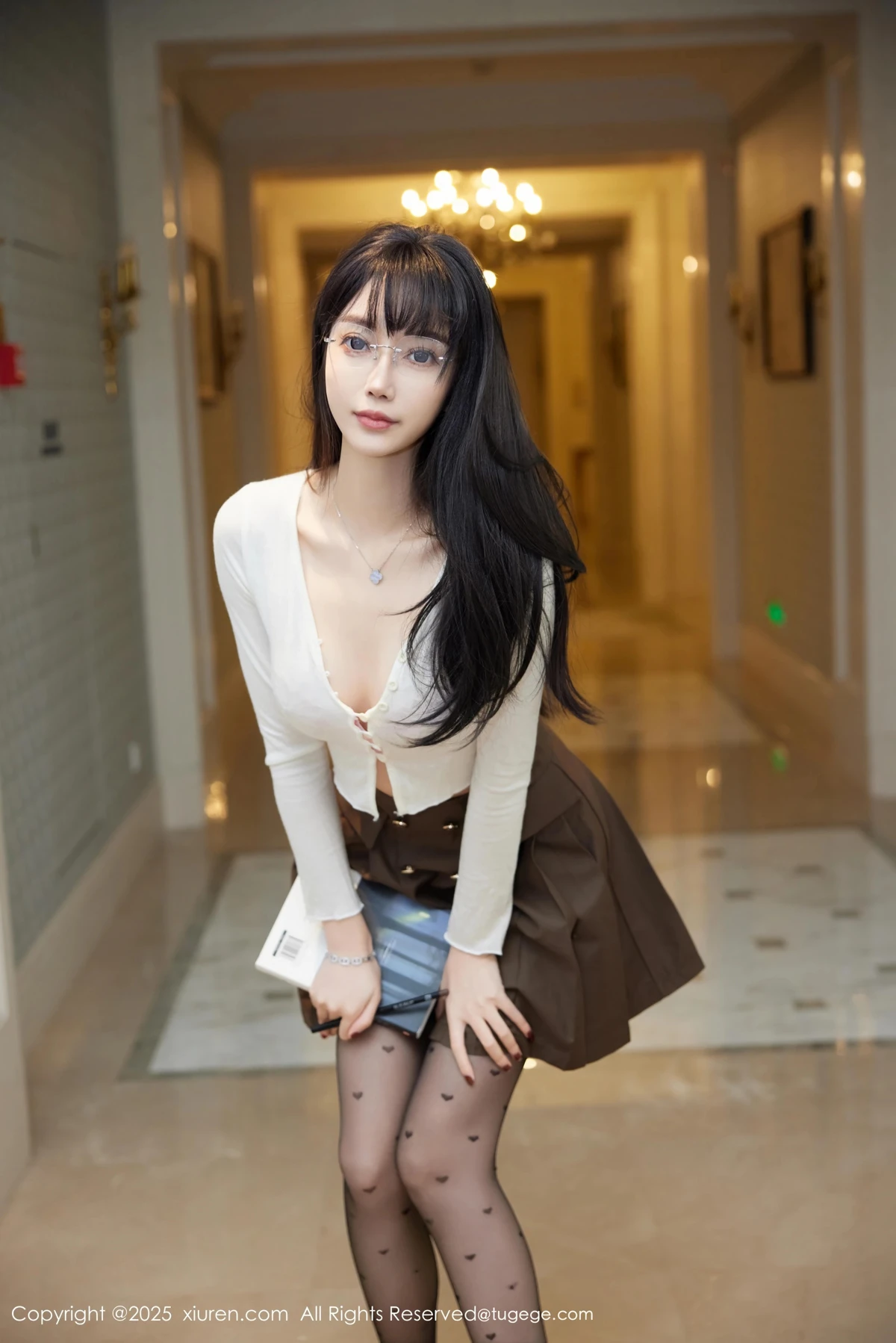 [秀人网] 2025.01.10 No.9737 玥儿玥er、秀人旗下#[82P]-010