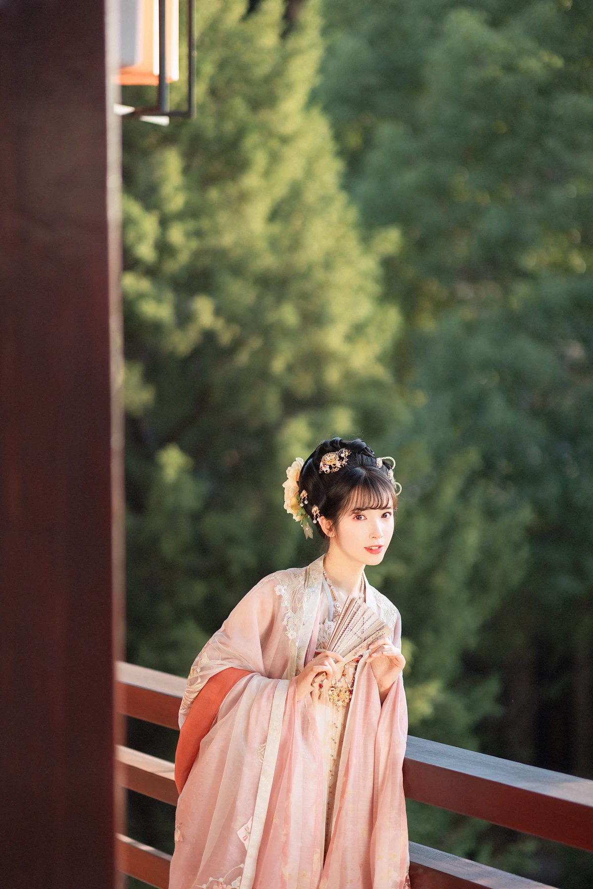 [艺图语]2023.02.10 Vol.3011 红豆相思#一只阿梦崽#[49P]-011