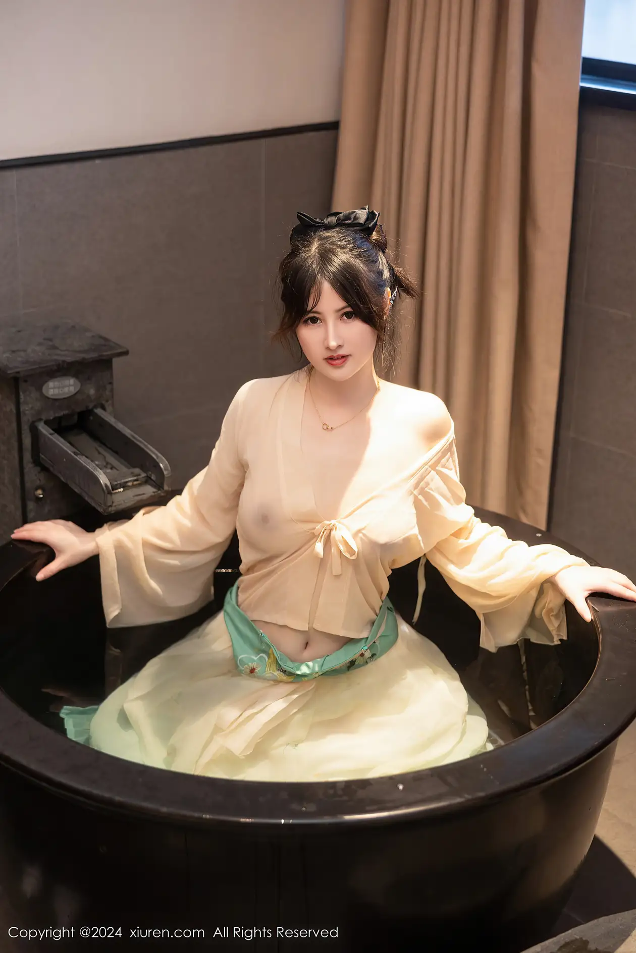 [秀人网] 2024.02.22 NO.8128 诗诗kiki、秀人人旗下、xr_8000~8499 [82P]-044