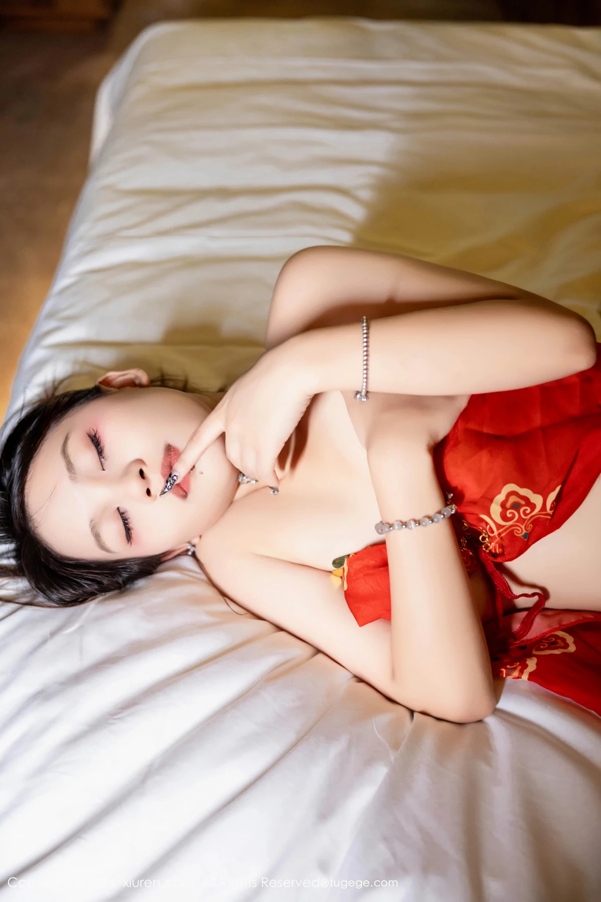 [秀人网] 2024.10.22 No.9323 吴婷婉、秀人旗下#[79P]-072