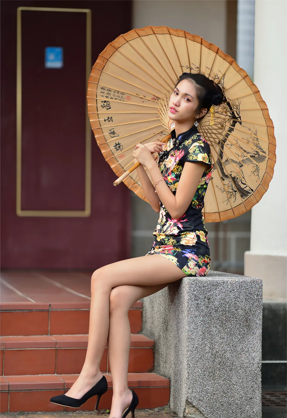 [街拍丝足] NO.191 陈濛欣 短旗袍高跟美腿 #街拍丝足、美足#[100P]-002