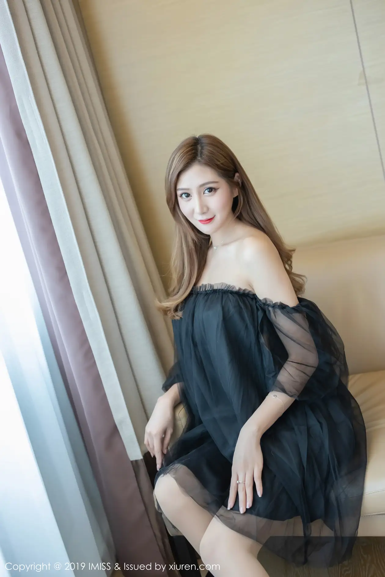 [爱蜜社] 2019.08.12 VOL.369-003