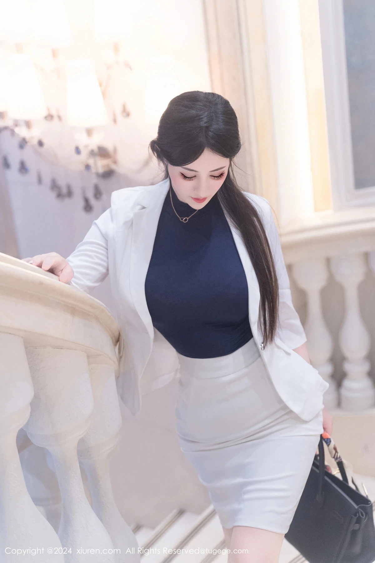 [秀人网] 2024.10.21 No.9319 诗诗kiki、秀人旗下#[98P]-017