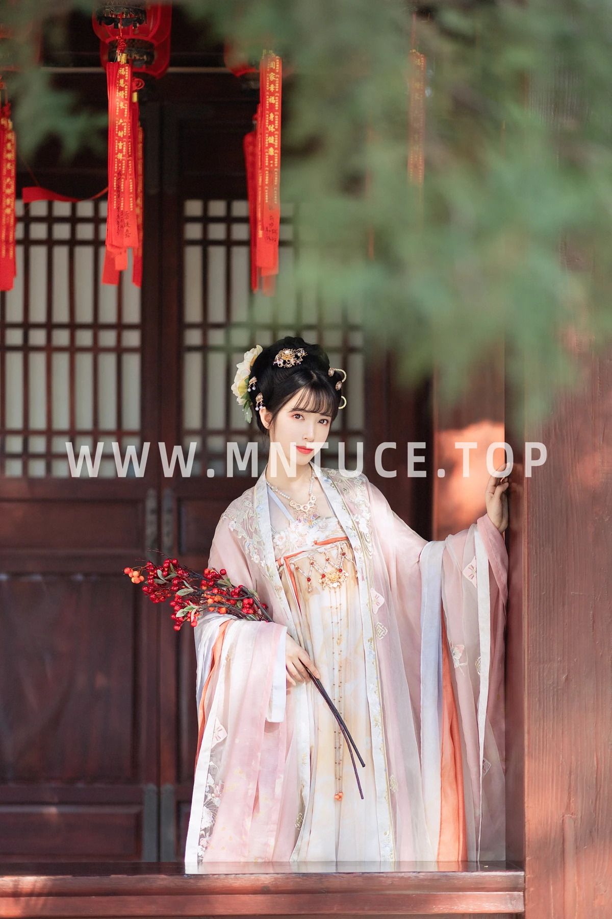 [艺图语]2023.02.10 Vol.3011 红豆相思#一只阿梦崽#[49P]-021