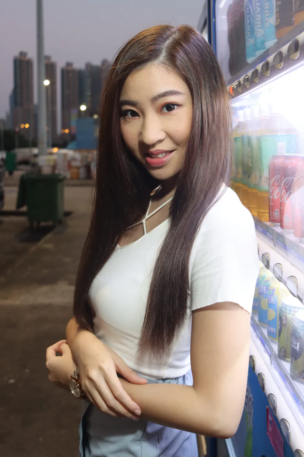 [街拍丝足] NO.198 梓萱 短裙丝袜涼高美腿 #街拍丝足、美足#[80P]-078