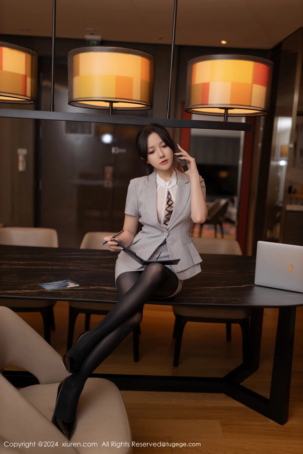 [秀人网] 2024.09.20 No.9189 鱼子酱Fish、秀人旗下#[82P]-010