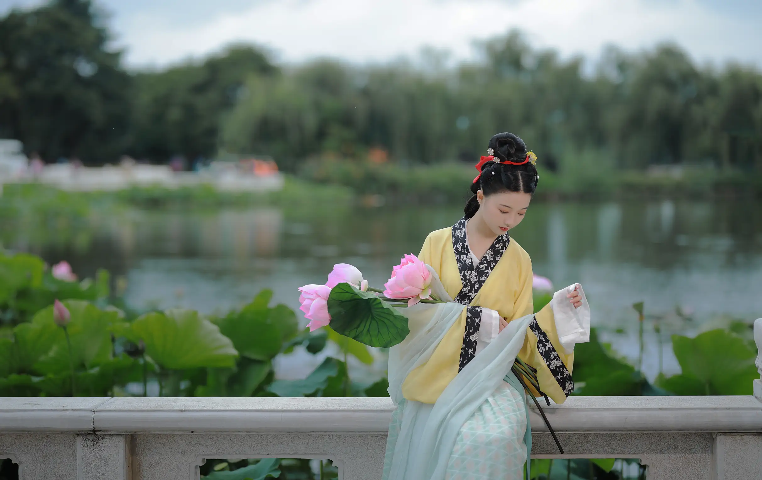 [艺图语] 2022.08.09 Vol.1660-022