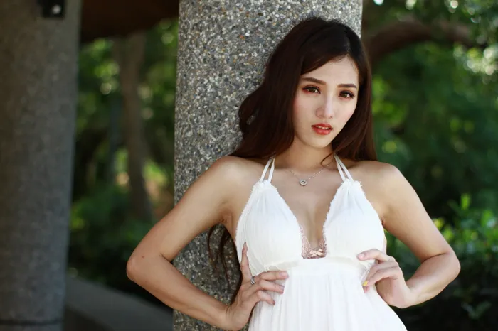 [街拍丝足] NO.039 Go Go 白色小禮服 高跟美腿外拍 #街拍丝足、美足#[118P]-102