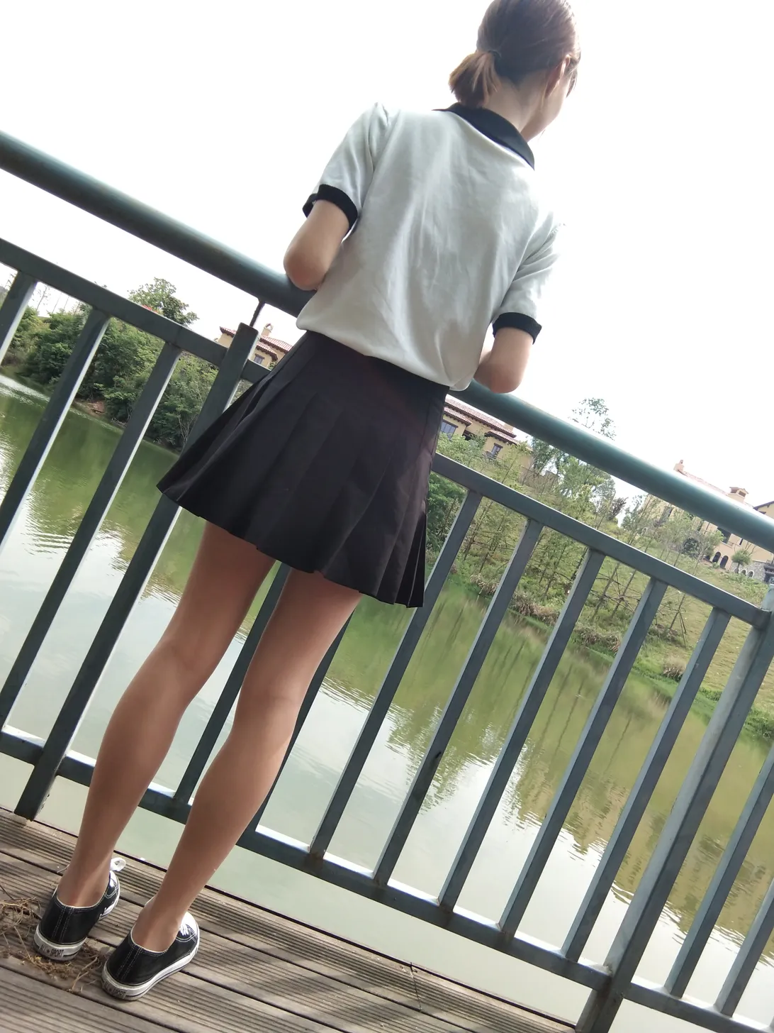 [街拍丝足] NO.017 肉丝低帮黑色帆布鞋 #街拍丝足、美足#[30P]-030