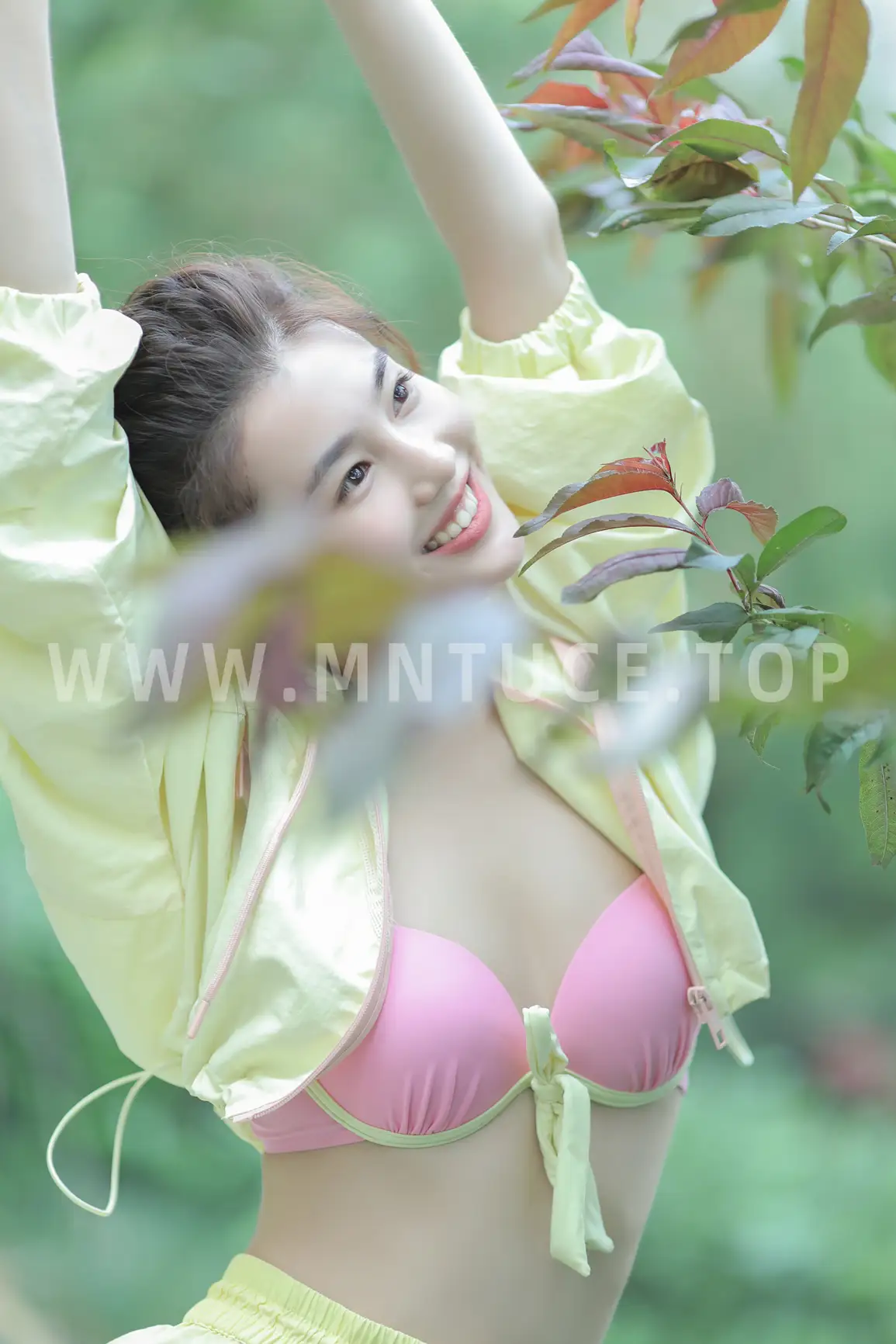 [艺图语] 2022.08.19 Vol.1736-018