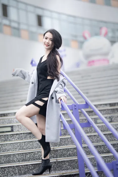 [街拍丝足] NO.062  杨宓凌 包臀裙更显性感 #街拍丝足、美足#[100P]-022