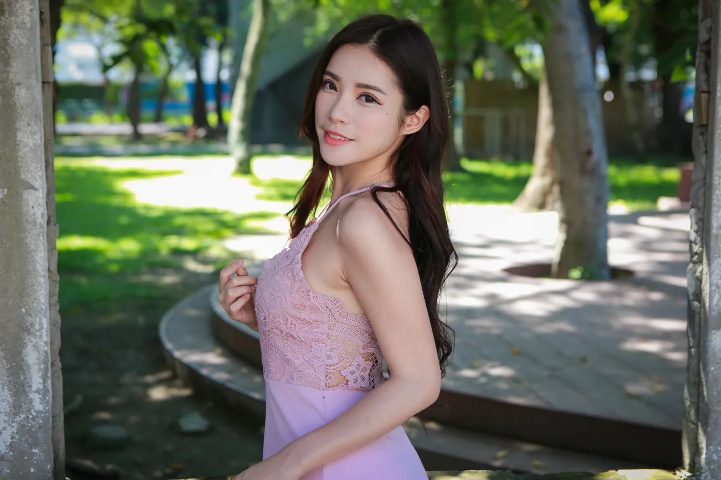 [街拍丝足] NO.135 黄书庭 粉色连衣裤裙凉高美腿 #街拍丝足、美足#[36P]-005