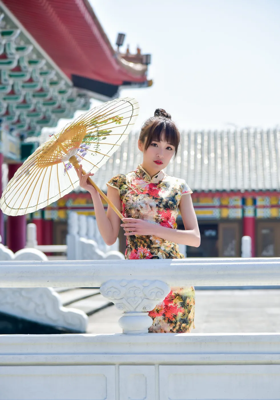 [街拍丝足] NO.189 繆婉瑜 碎花短旗袍高跟美腿#街拍丝足、美足#[68P]-006