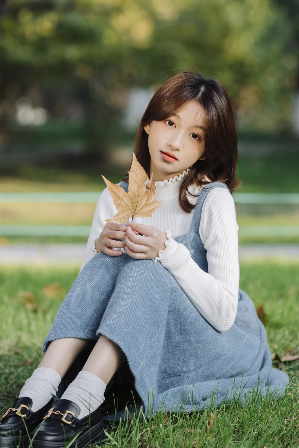 [艺图语]2023.01.12 Vol.2899 树林暗光#钰儿#[28P]-016