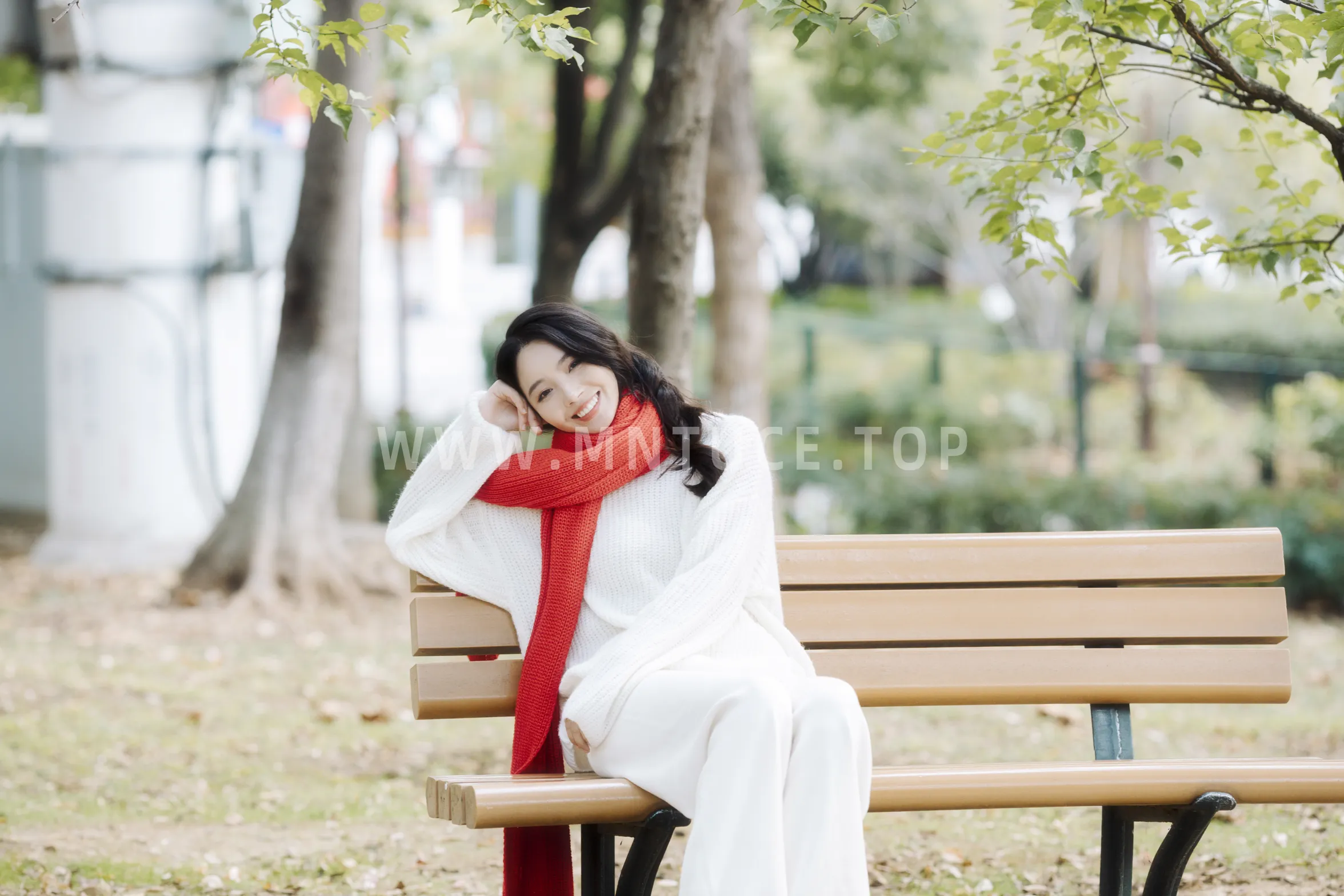 [艺图语]2022.12.05 Vol.2604-034