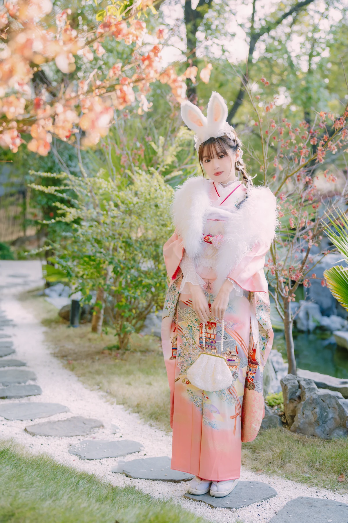 [艺图语]2023.02.09 Vol.3009 新年兔兔#陆陆真甜#[34P]-034