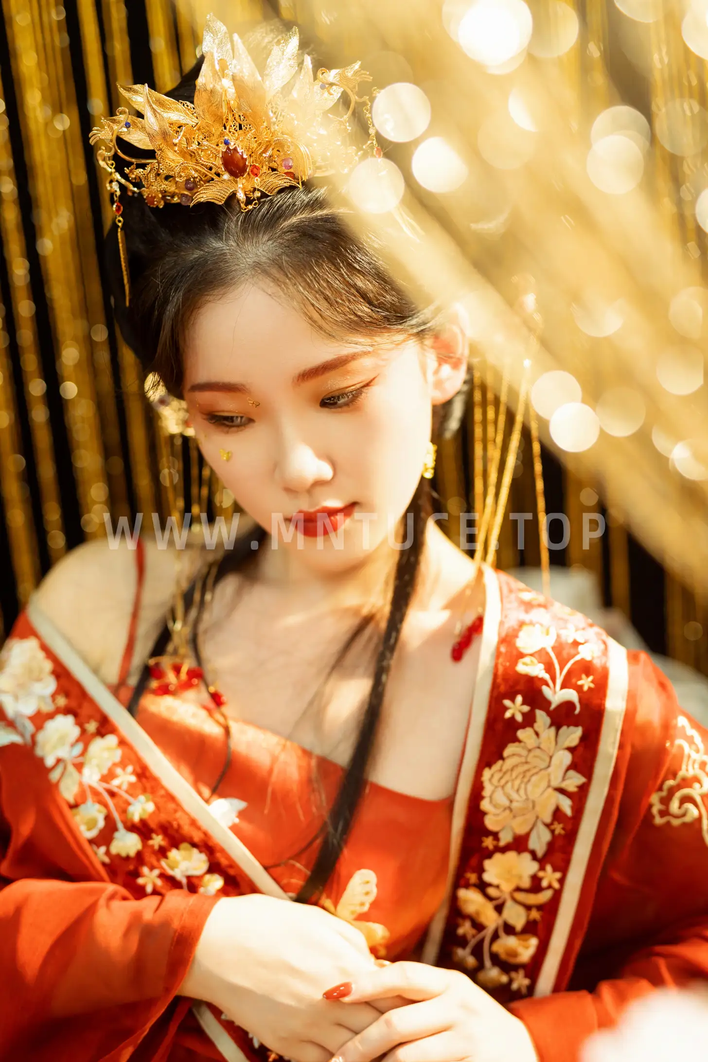 [艺图语] 2022.09.05 Vol.1873-036