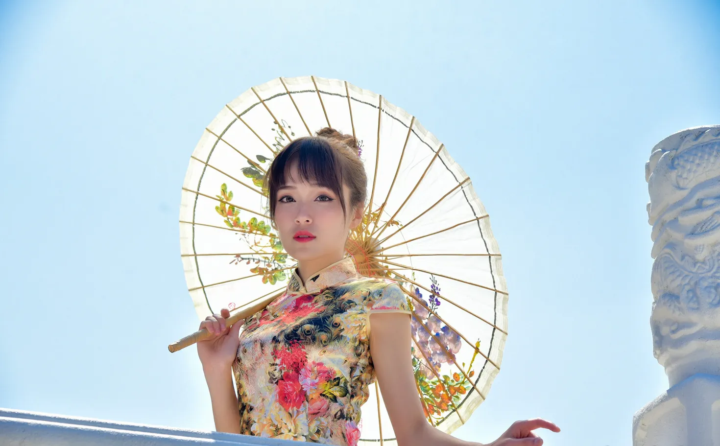 [街拍丝足] NO.189 繆婉瑜 碎花短旗袍高跟美腿#街拍丝足、美足#[68P]-014