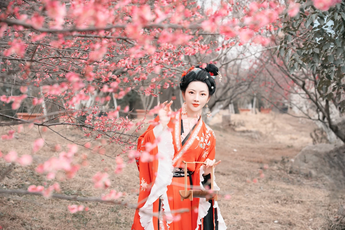 [艺图语]2023.03.07 Vol.3018 惹春风#颜如玉#[43P]-014