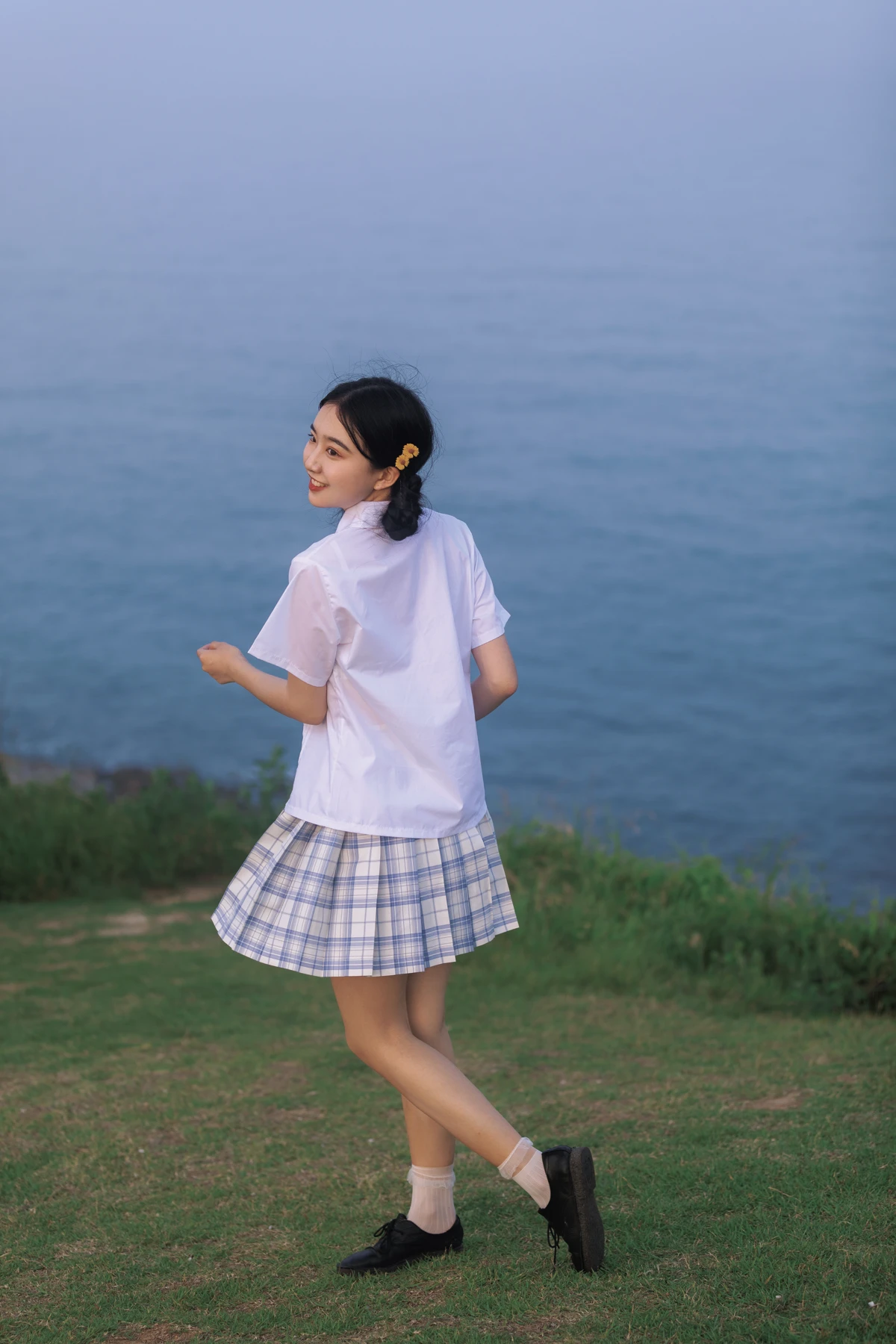[艺图语]2023.02.02 Vol.2948 麦岛的阴天#知岫#[23P]-018