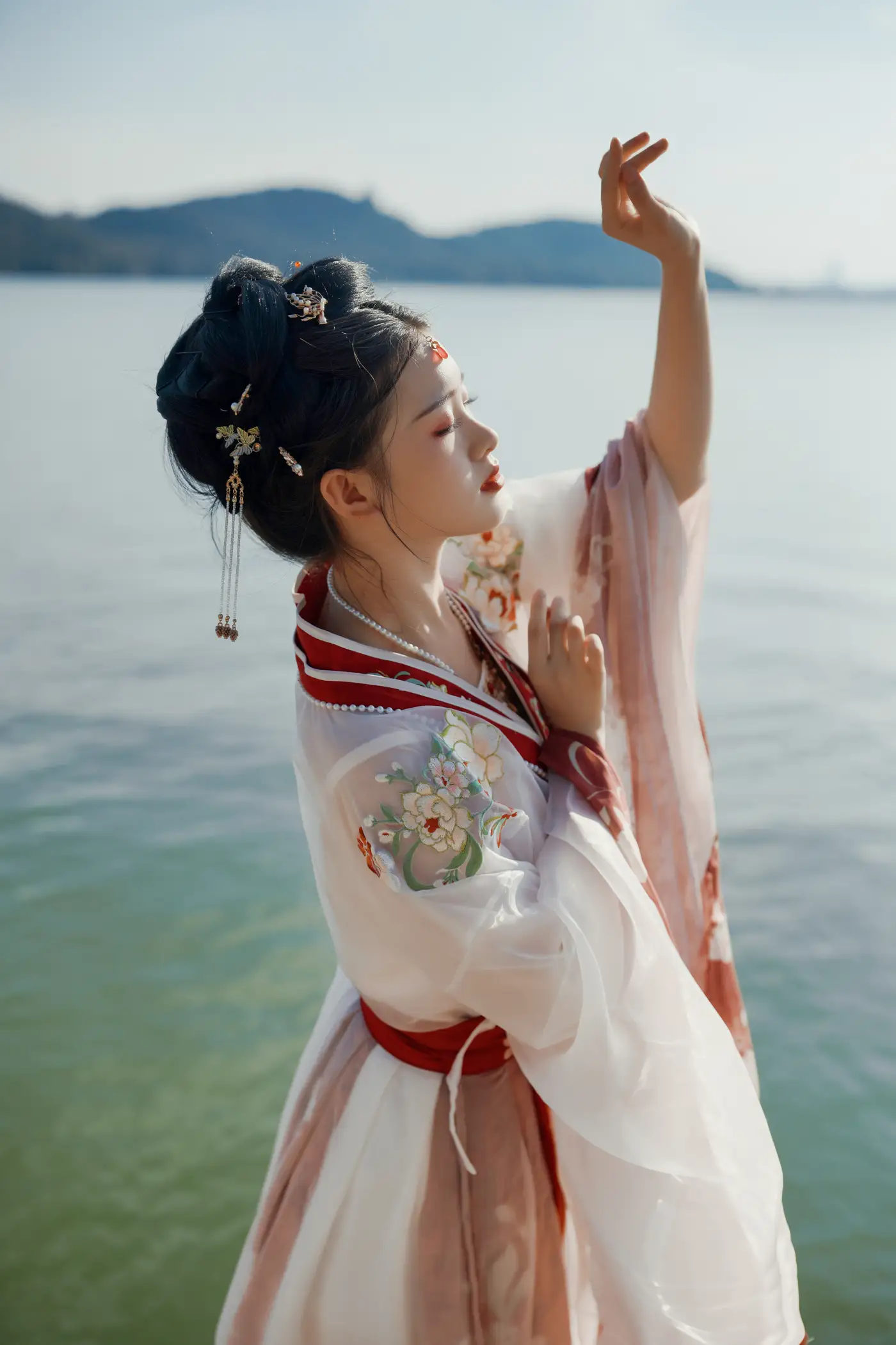 [艺图语] 2022.08.14 Vol.1706-023