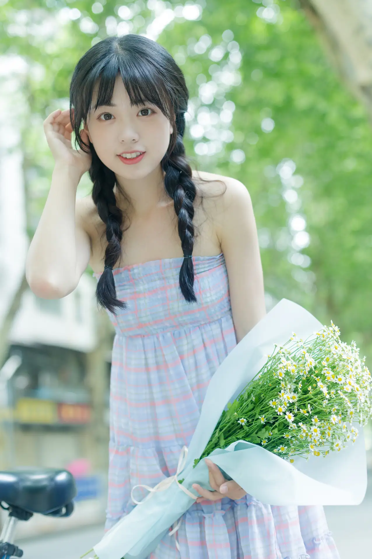 [艺图语] 2022.08.12 Vol.1688-032