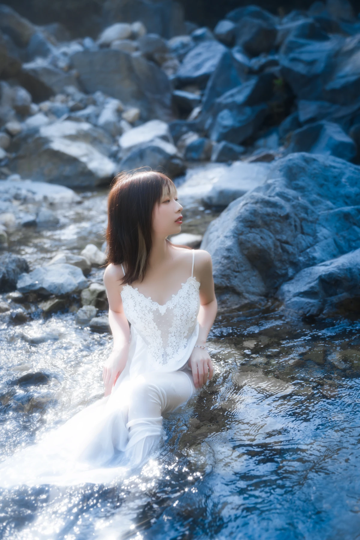 [艺图语]2023.03.10 Vol.3041 静花照水#清青琴玖#[37P]-025
