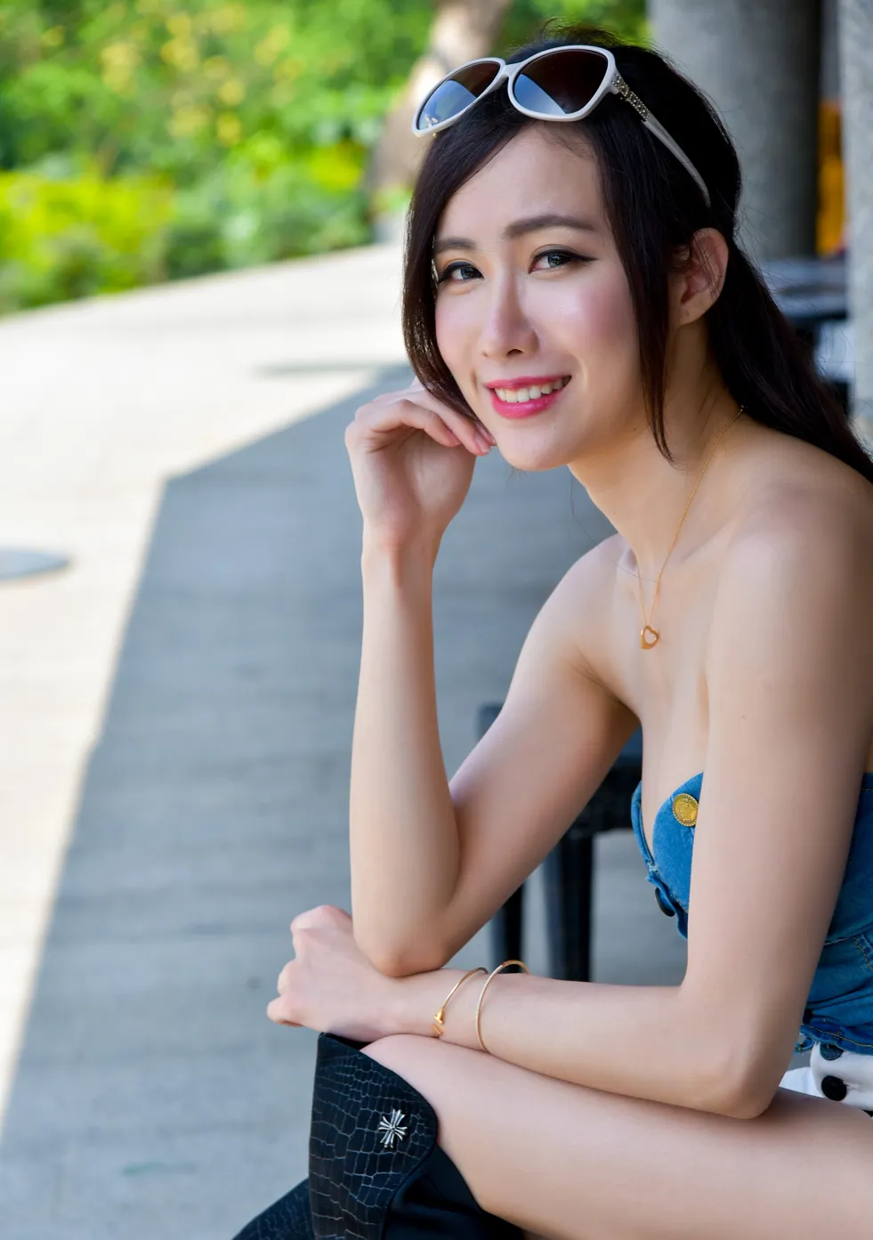 [街拍丝足] NO.181 妍希 露肩短裤长靴美腿 #街拍丝足、美足#[71P]-041
