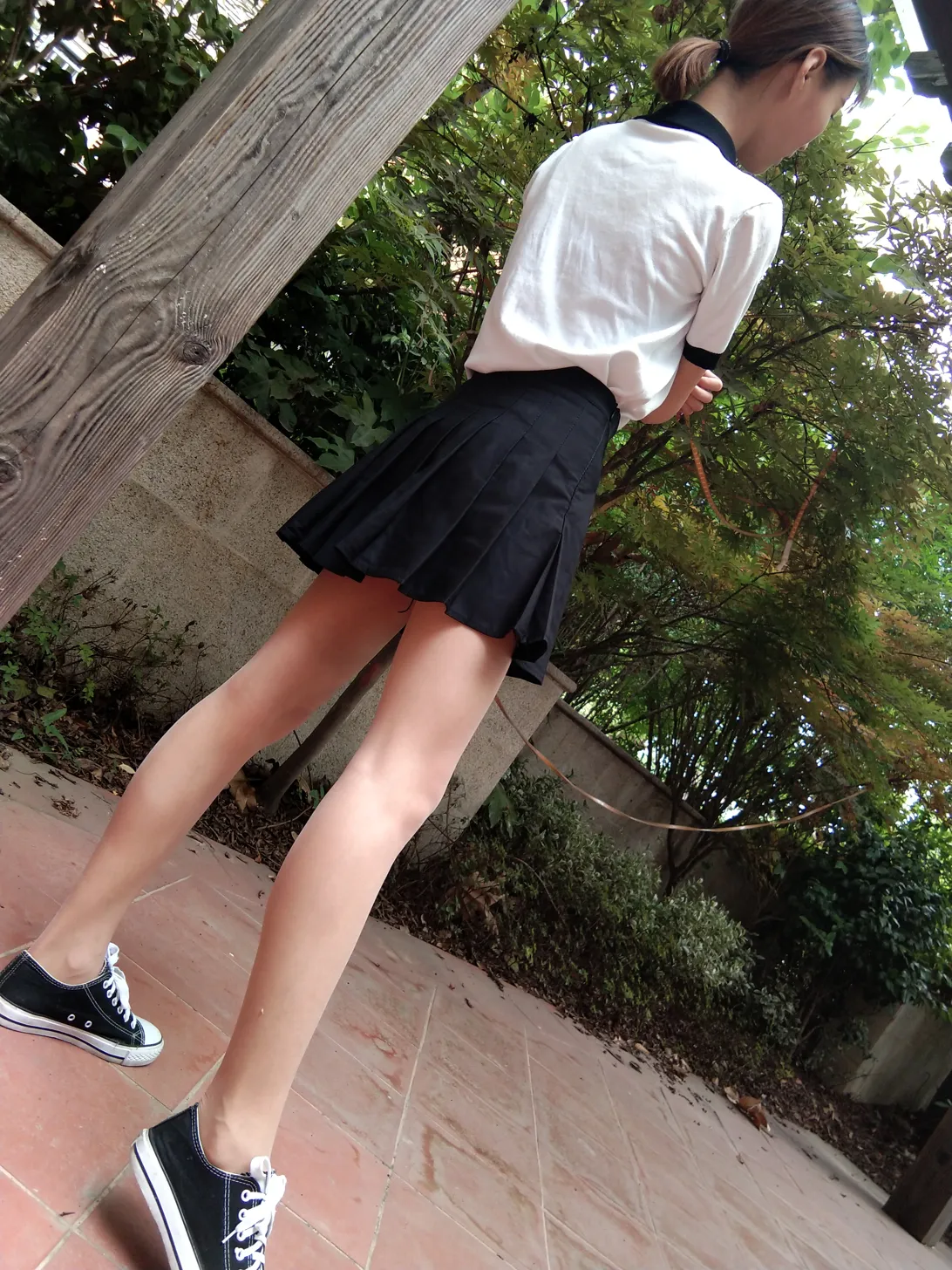 [街拍丝足] NO.017 肉丝低帮黑色帆布鞋 #街拍丝足、美足#[30P]-010