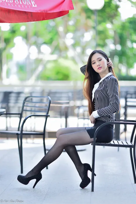[街拍丝足] NO.026 美模 小米 新任小秘书黑丝职业装 #街拍丝足、美足#[50P]-034