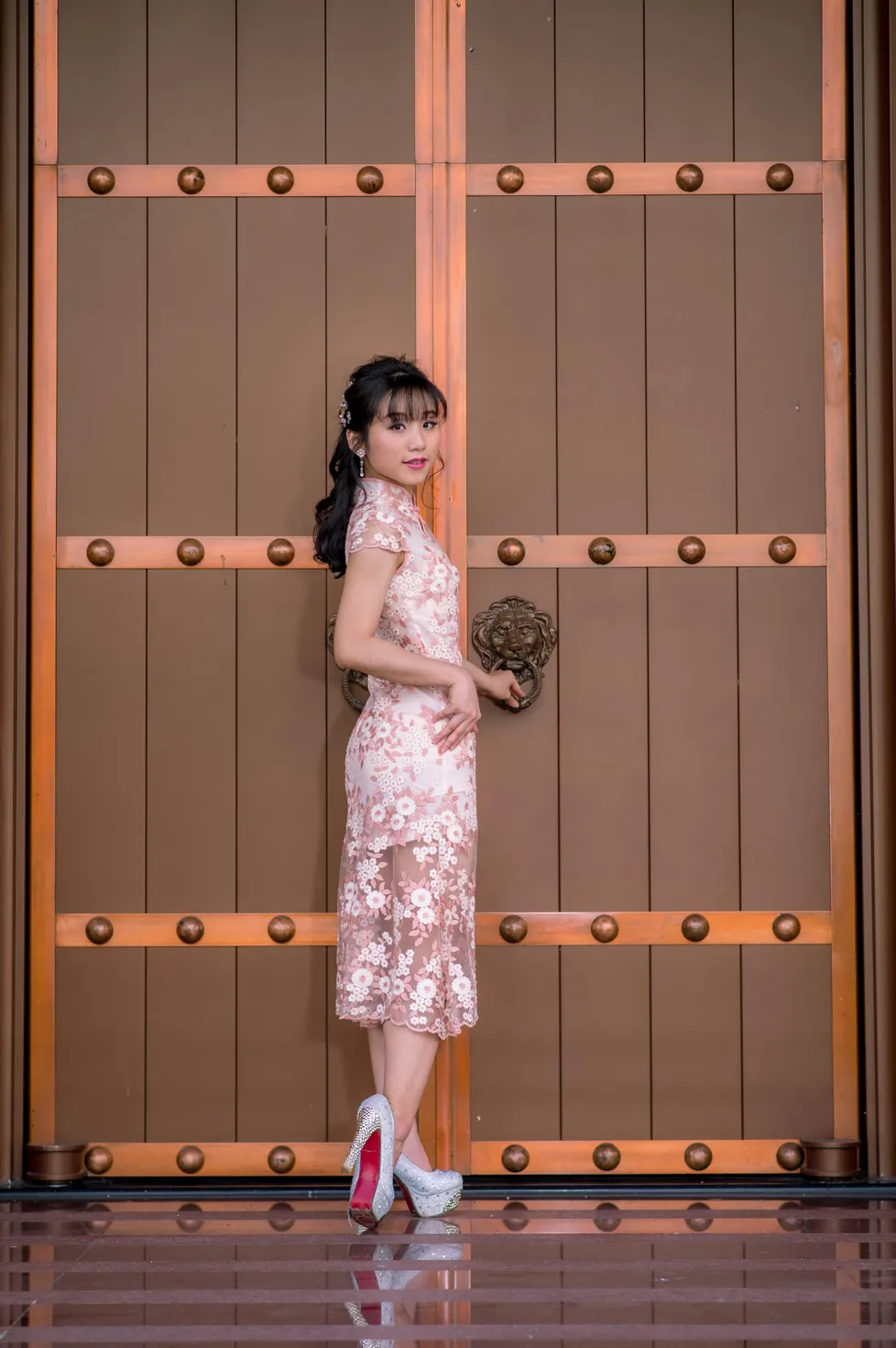 [街拍丝足] NO.188 余宸 旗袍高跟美腿 #街拍丝足、美足#[88P]-076